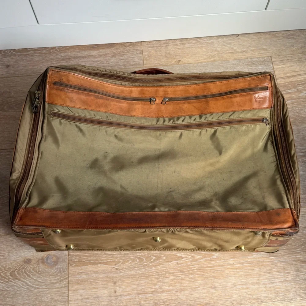 True vintage Hartman Men's Travel Brief with Brown Leather Trim